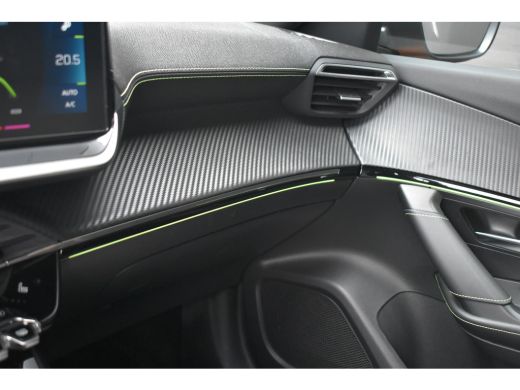 Peugeot e-2008 EV GT Pack 50 kWh 3 Fase | Afn. Trekhaak | Alcantara | Leder | Stoelverwarming | Adaptive Cruise ... ActivLease financial lease