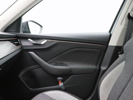 Skoda Kamiq 1.0 TSi 110 Pk Automaat Business Edition | Adaptive Cruise | Climate Control | Stoelverwarming | ... ActivLease financial lease