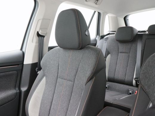 Skoda Kamiq 1.0 TSi 110 Pk Automaat Business Edition | Adaptive Cruise | Climate Control | Stoelverwarming | ... ActivLease financial lease