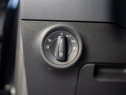 Skoda Karoq 1.5 TSI ACT Sportline Business | Panodak | Leder | Stoelgeheugen | Elk A-klep | Prijs Rijklaar!! ActivLease financial lease