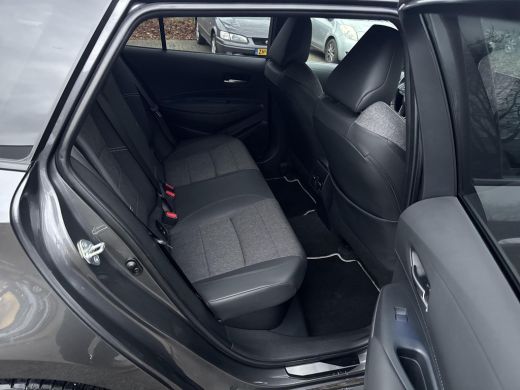 Toyota Corolla Touring Sports Hybrid 140 Dynamic | 06-10141018 Voor meer informatie ActivLease financial lease