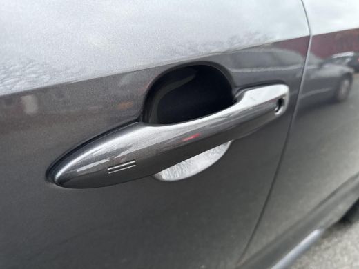 Toyota Corolla Touring Sports Hybrid 140 Dynamic | 06-10141018 Voor meer informatie ActivLease financial lease