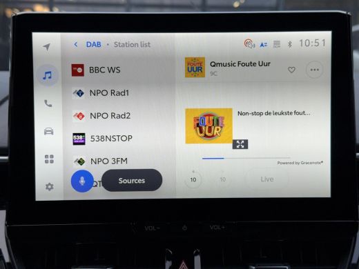 Toyota Corolla Touring Sports Hybrid 140 Dynamic **STOELVERWARMING/ PARKEERSENSOREN/ KEYLESS/ ADAPTIEF CRUISE CONTROL/ GARANTIE** ActivLease financial lease