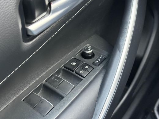 Toyota Corolla Touring Sports Hybrid 140 Dynamic **STOELVERWARMING/ PARKEERSENSOREN/ KEYLESS/ ADAPTIEF CRUISE CONTROL/ GARANTIE** ActivLease financial lease