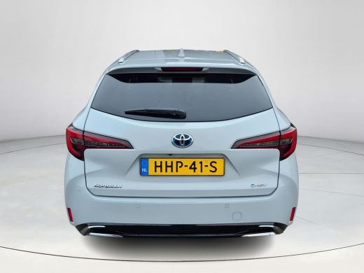 Toyota Corolla Touring Sports Hybrid 140 Dynamic **STOELVERWARMING/ PARKEERSENSOREN/ KEYLESS/ ADAPTIEF CRUISE CONTROL/ GARANTIE** ActivLease financial lease