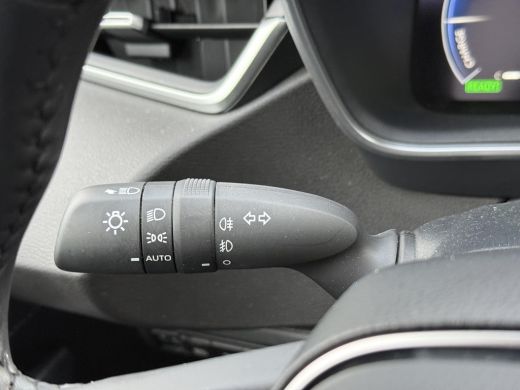 Toyota Corolla Touring Sports Hybrid 140 Dynamic **STOELVERWARMING/ PARKEERSENSOREN/ KEYLESS/ ADAPTIEF CRUISE CONTROL/ GARANTIE** ActivLease financial lease