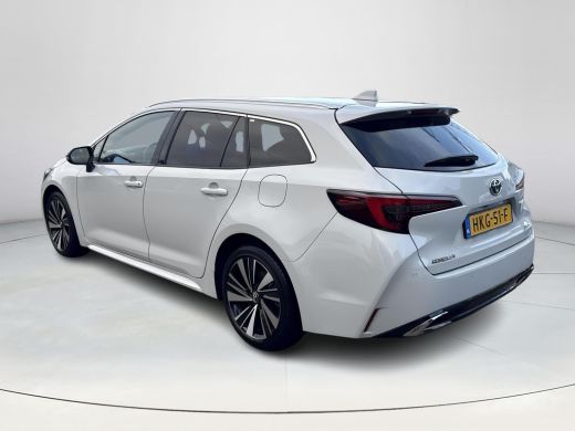 Toyota Corolla Touring Sports Hybrid 140 Dynamic **STOELVERWARMING/ PARKEERSENSOREN/ KEYLESS/ ADAPTIEF CRUISE CONTROL/ GARANTIE** ActivLease financial lease