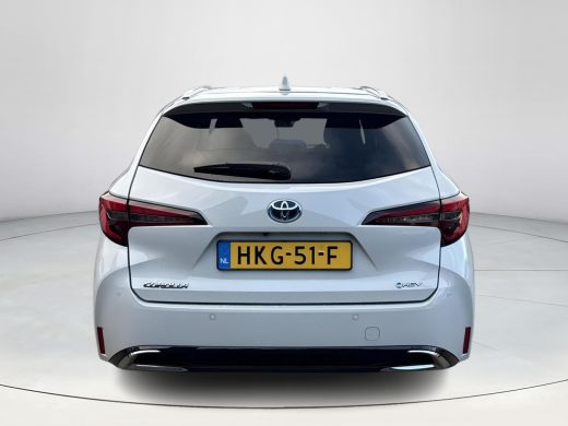 Toyota Corolla Touring Sports Hybrid 140 Dynamic **STOELVERWARMING/ PARKEERSENSOREN/ KEYLESS/ ADAPTIEF CRUISE CONTROL/ GARANTIE** ActivLease financial lease