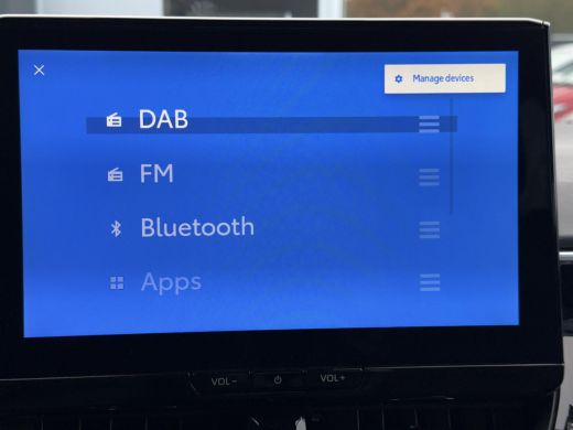 Toyota Corolla Touring Sports Hybrid 140 Dynamic **STOELVERWARMING/ PARKEERSENSOREN/ KEYLESS/ ADAPTIEF CRUISE CONTROL/ GARANTIE** ActivLease financial lease