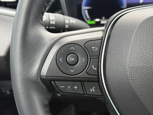 Toyota Corolla Touring Sports Hybrid 140 Dynamic **STOELVERWARMING/ PARKEERSENSOREN/ KEYLESS/ ADAPTIEF CRUISE CONTROL/ GARANTIE** ActivLease financial lease