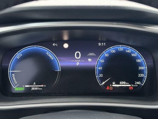 Toyota Corolla Touring Sports Hybrid 140 Dynamic **STOELVERWARMING/ PARKEERSENSOREN/ KEYLESS/ ADAPTIEF CRUISE CONTROL/ GARANTIE** ActivLease financial lease