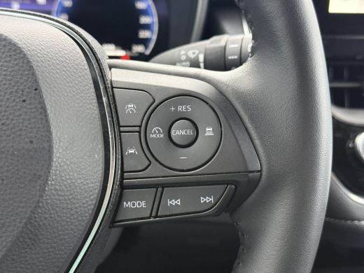 Toyota Corolla Touring Sports Hybrid 140 Dynamic **STOELVERWARMING/ PARKEERSENSOREN/ KEYLESS/ ADAPTIEF CRUISE CONTROL/ GARANTIE** ActivLease financial lease