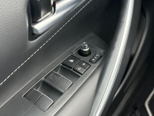 Toyota Corolla Touring Sports Hybrid 140 Dynamic **STOELVERWARMING/ PARKEERSENSOREN/ KEYLESS/ ADAPTIEF CRUISE CONTROL/ GARANTIE** ActivLease financial lease