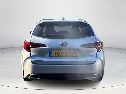 Toyota Corolla Touring Sports Hybrid 140 Dynamic **STOELVERWARMING/ PARKEERSENSOREN/ KEYLESS/ ADAPTIEF CRUISE CONTROL/ GARANTIE** ActivLease financial lease