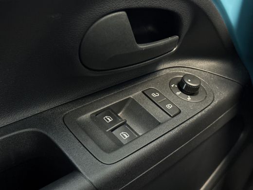 Volkswagen e-up! Move Parkeersensoren achter | Cruise Control | Verwarmbare voorstoelen ActivLease financial lease