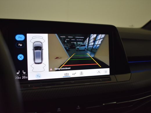 Volkswagen Golf Variant Variant 1.5 eTSI R-Line Business 150pk DSG/AUTO | Trekhaak | Head up display | Park assist | Came... ActivLease financial lease