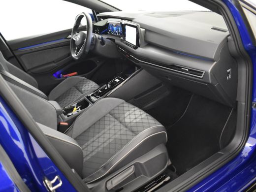 Volkswagen Golf Variant Variant 1.5 eTSI R-Line Business 150pk DSG/AUTO | Trekhaak | Head up display | Park assist | Came... ActivLease financial lease