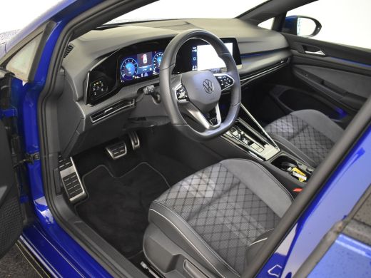 Volkswagen Golf Variant Variant 1.5 eTSI R-Line Business 150pk DSG/AUTO | Trekhaak | Head up display | Park assist | Came... ActivLease financial lease