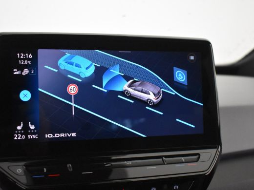 Volkswagen ID.3 First Plus 58 kWh 204pk | Camera achter | Navigatie | App connect | Stoelverwarming | Adaptief cr... ActivLease financial lease