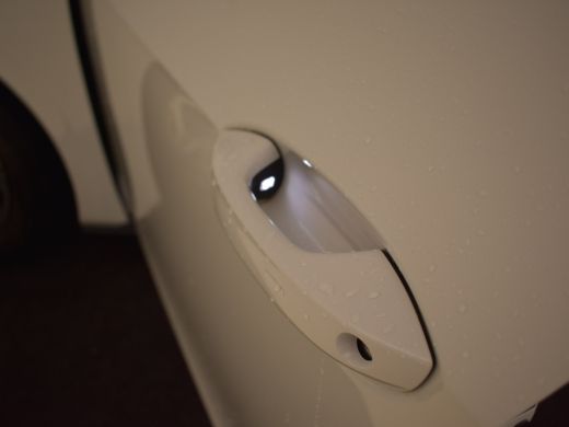 Volkswagen ID.3 First Plus 58 kWh 204pk | Camera achter | Navigatie | App connect | Stoelverwarming | Adaptief cr... ActivLease financial lease