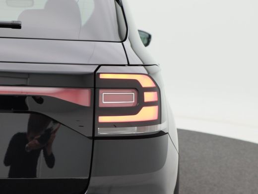 Volkswagen T-Cross 1.0 TSi 115 Pk Automaat Life Business | Full LED | Camera | CarPlay | Keyless | Parkeersensoren |... ActivLease financial lease