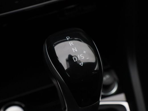 Volkswagen T-Cross 1.0 TSi 115 Pk Automaat Life Business | Full LED | Camera | CarPlay | Keyless | Parkeersensoren |... ActivLease financial lease