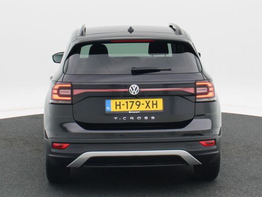 Volkswagen T-Cross 1.0 TSi 115 Pk Automaat Life Business | Full LED | Camera | CarPlay | Keyless | Parkeersensoren |... ActivLease financial lease