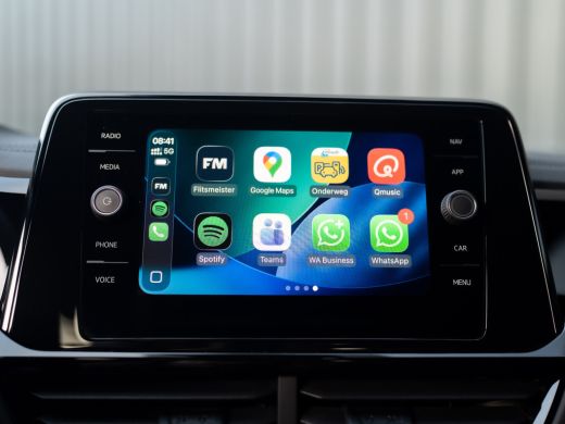 Volkswagen T-Roc 1.5 TSI R-Line Business | Black Style | Keyless | Elk. A-klep | Side Assist | IQ Light | Camera |... ActivLease financial lease