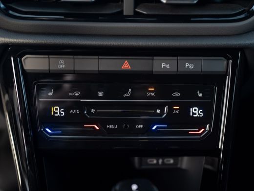 Volkswagen T-Roc 1.5 TSI R-Line Business | Black Style | Keyless | Elk. A-klep | Side Assist | IQ Light | Camera |... ActivLease financial lease