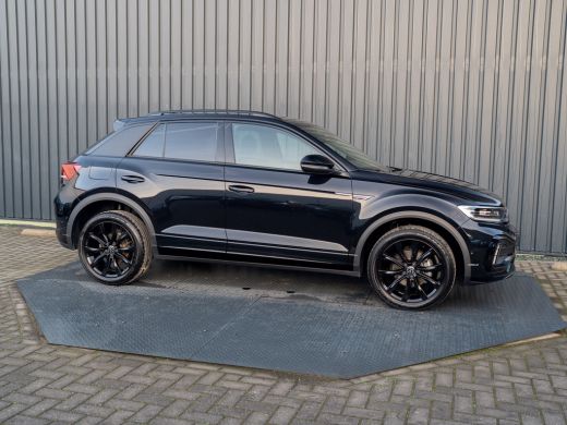 Volkswagen T-Roc 1.5 TSI R-Line Business | Black Style | Keyless | Elk. A-klep | Side Assist | IQ Light | Camera |... ActivLease financial lease