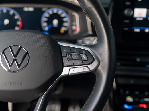 Volkswagen T-Roc 1.5 TSI R-Line Business | Black Style | Keyless | Elk. A-klep | Side Assist | IQ Light | Camera |... ActivLease financial lease