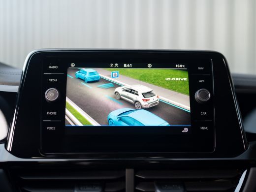 Volkswagen T-Roc 1.5 TSI R-Line Business | Black Style | Keyless | Elk. A-klep | Side Assist | IQ Light | Camera |... ActivLease financial lease