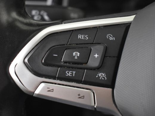 Volkswagen Taigo 1.0 TSI Life 96pk | Apple Car Play Android Auto l Camera achter | Privacy glass | Adaptief cruise... ActivLease financial lease