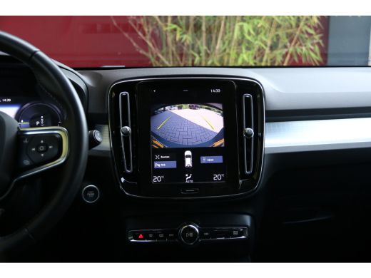 Volvo  XC40 1.5 T5 Recharge Business Pro | Camera | Keyless | Navigatie | 18" Velgen ActivLease financial lease