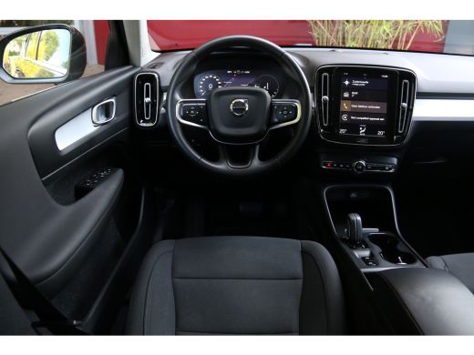Volvo  XC40 1.5 T5 Recharge Business Pro | Camera | Keyless | Navigatie | 18" Velgen ActivLease financial lease