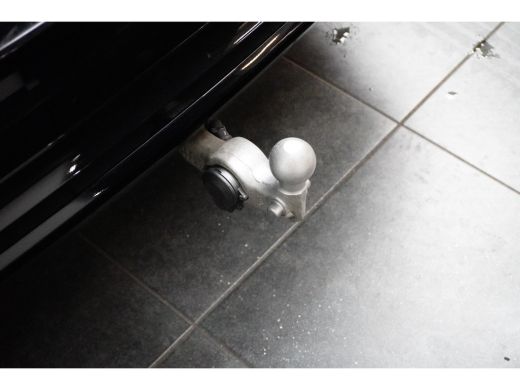 Volvo  XC60 2.0 T6 Plug-in hybrid AWD Plus Dark | Panoramadak | Stoel- & stuurverwarming | Keyless | 20" | Ca... ActivLease financial lease