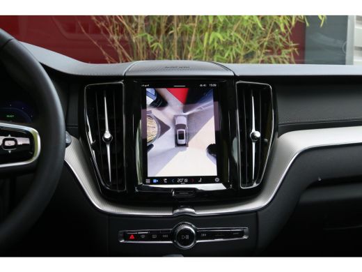 Volvo  XC60 2.0 T6 Plug-in hybrid AWD Ultimate Dark | Trekhaak | 360 Camera | Head-up | Panoramadak | Memory ... ActivLease financial lease