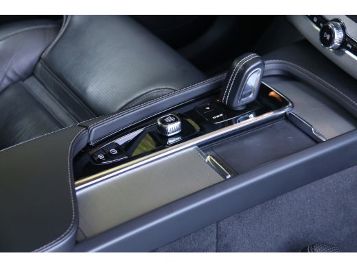 Volvo  XC90 2.0 T8 Recharge AWD R-Design | Stoelventilatie | Panoramadak | Harman/Kardon | Memory | 360 Camera ActivLease financial lease