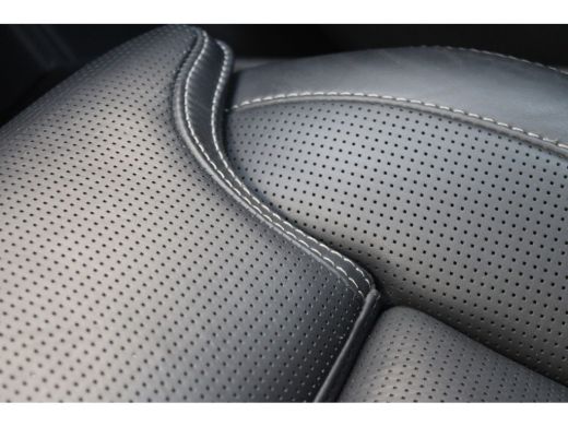 Volvo  XC90 T8 455PK Ultimate Dark | Luchtvering | Trekhaak | Massage/Ventilatie | 360&deg; | BW Audio | 21'' ActivLease financial lease