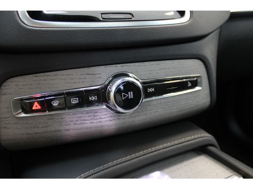 Volvo  XC90 T8 455PK Ultimate Dark | Luchtvering | Trekhaak | Massage/Ventilatie | 360&deg; | BW Audio | 21'' ActivLease financial lease