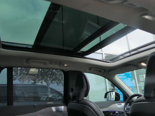 Volvo  XC90 T8 Recharge AWD Ultimate Dark | Massage | Luchtvering | Bowers&Wilkins | 22 Inch | Trekhaak | Gev... ActivLease financial lease