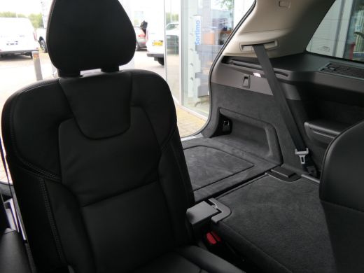 Volvo  XC90 T8 Recharge AWD Ultimate Dark | Massage | Luchtvering | Bowers&Wilkins | 22 Inch | Trekhaak | Gev... ActivLease financial lease