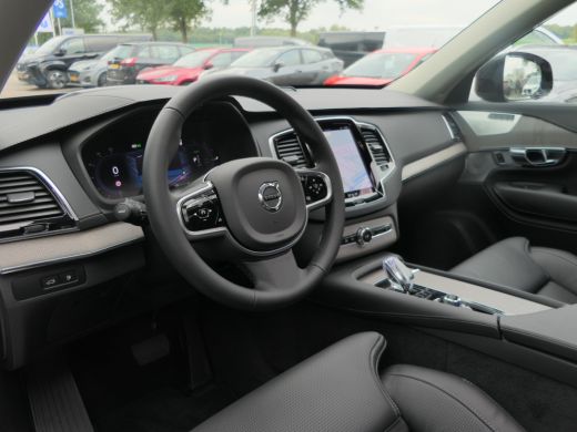 Volvo  XC90 T8 Recharge AWD Ultimate Dark | Massage | Luchtvering | Bowers&Wilkins | 22 Inch | Trekhaak | Gev... ActivLease financial lease