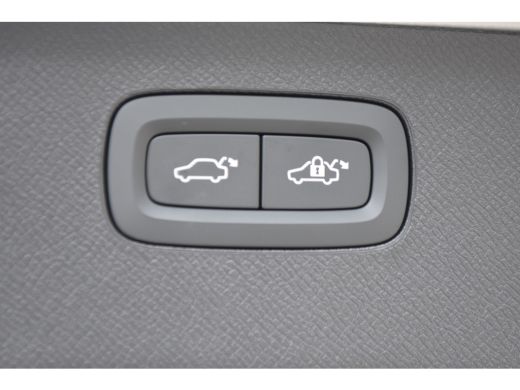 Volvo  XC90 T8 Ultimate Dark | B&W | HUD | Luchtvering | Trekhaak | 360 | Stoelventilatie | ActivLease financial lease