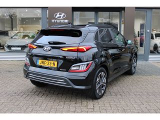 Hyundai Kona EV Premium 64 kWh| Schuif -/ Kanteldak | Achteruitrijcamera | Stoel verwarming voor en achter | A...