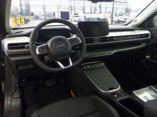 Jeep Avenger Summit 54 kWh Navigatie | Stoelverwarming | Carplay |  | 11 kW lader | Achteruitrijcamera | Apple...