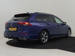 Volkswagen Golf Variant Variant 1.5 eTSI R-Line Business 150pk DSG/AUTO | Trekhaak | Head up display | Park assist | Came...