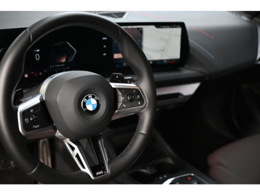 BMW 1 Serie 120 M Sport Automaat / Sportstoelen / Achteruitrijcamera / M Adaptief onderstel / Stoelverwarming... ActivLease financial lease