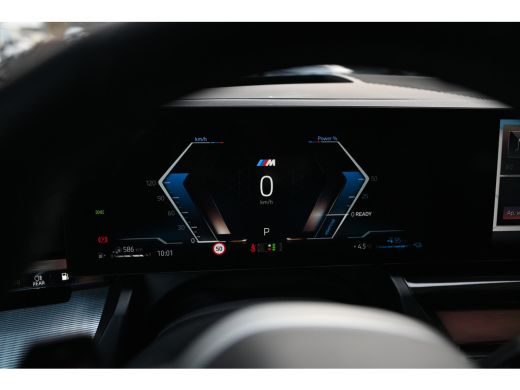 BMW 5 Serie 550e xDrive High Executive M Sport Automaat / Panoramadak / Adaptief onderstel professional / Ada... ActivLease financial lease