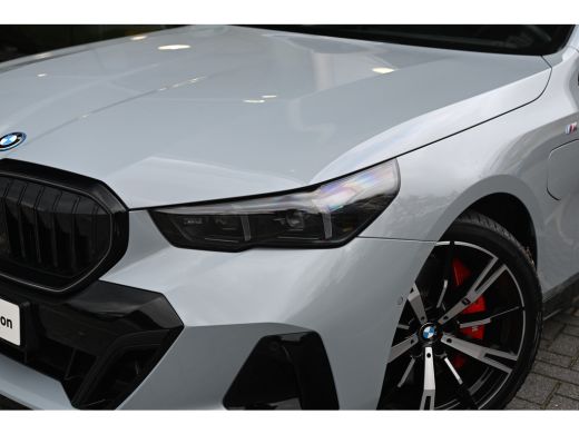 BMW 5 Serie 550e xDrive High Executive M Sport Automaat / Panoramadak / Adaptief onderstel professional / Ada... ActivLease financial lease